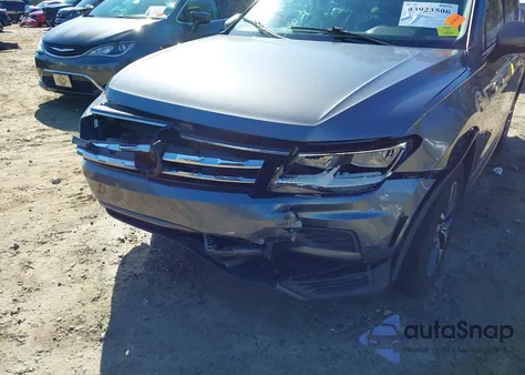 2020 Volkswagen Tiguan 2.0T Se/2.0T Se R-Line Black/2.0T Sel from USA, damaged, VIN 3VV3B7AX3LM061826